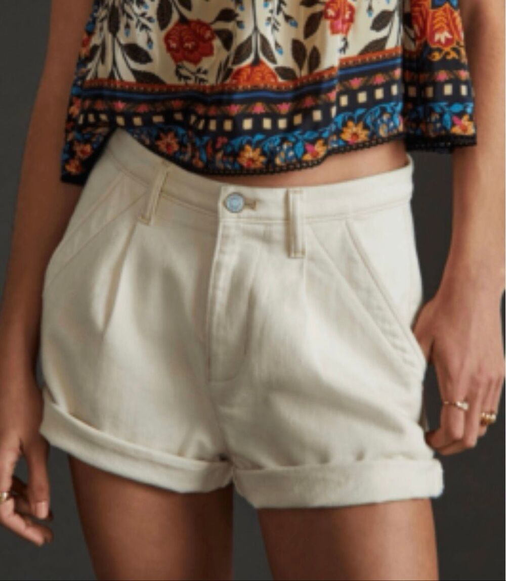 Anthropologie Pilcro Rolled Hem Shorts | Cream in 28